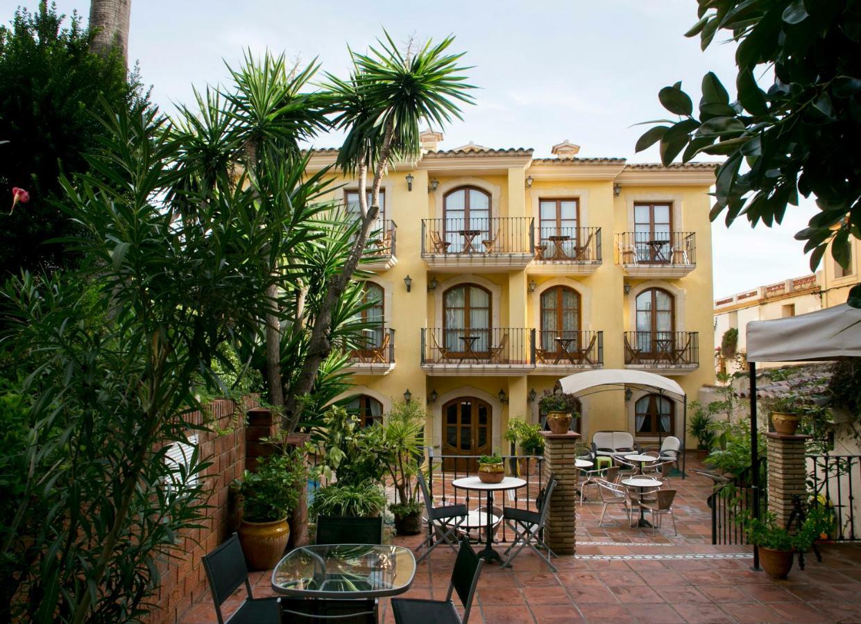 Hotel Restaurante La Masieta เครเชล ภายนอก รูปภาพ